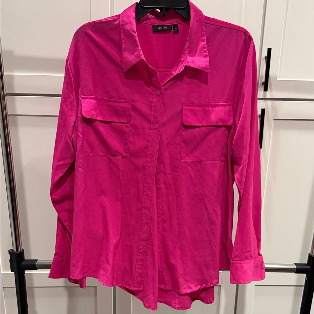 Beautiful! Apt. 9 Women's Fuchsia Button-Down Shirt